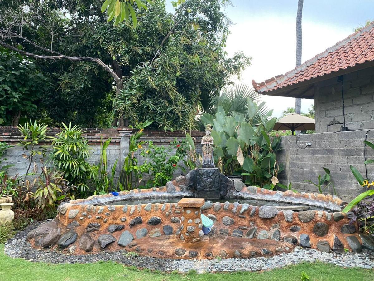 巴厘岛佩母得兰巴迪尼旅馆酒店 外观 照片